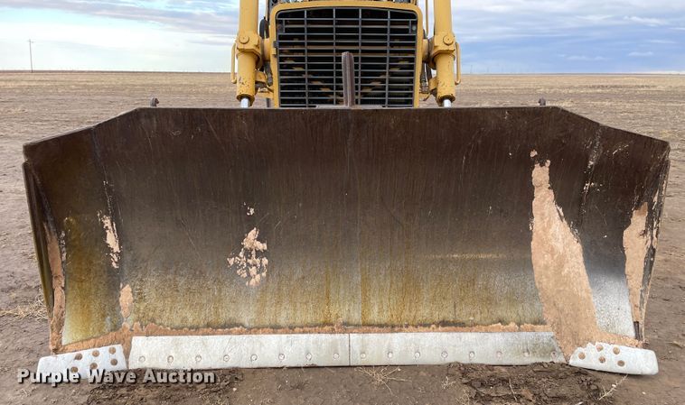 image for item DN4549 2003 John Deere 850C Series II LT  dozer