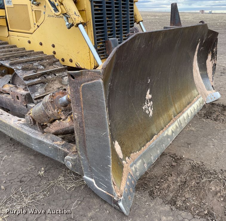 image for item DN4549 2003 John Deere 850C Series II LT  dozer