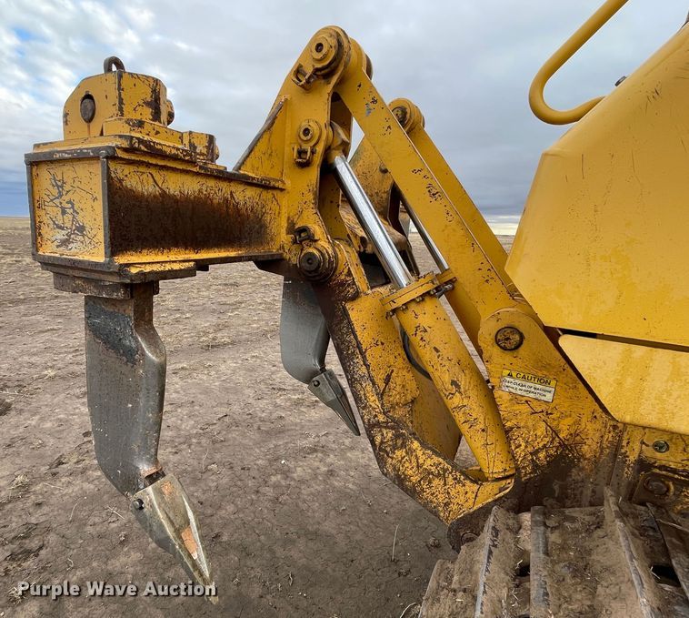 image for item DN4549 2003 John Deere 850C Series II LT  dozer