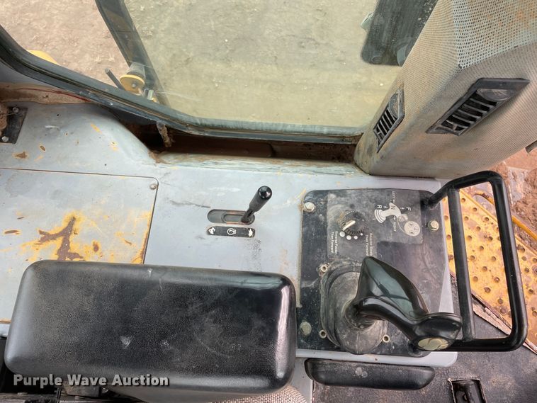 image for item DN4549 2003 John Deere 850C Series II LT  dozer