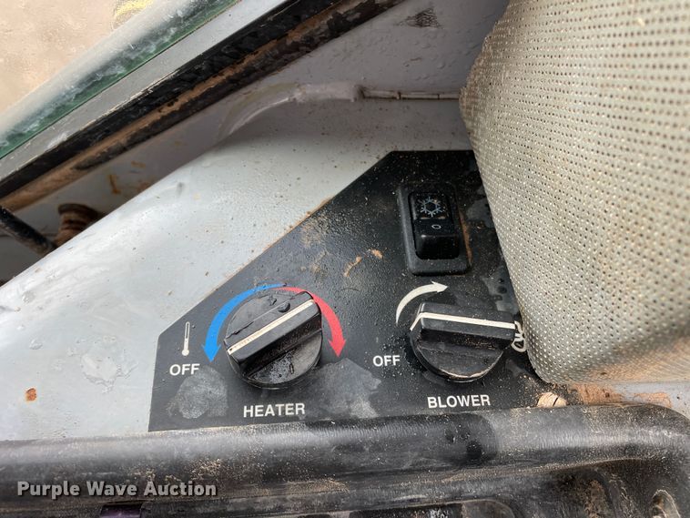 image for item DN4549 2003 John Deere 850C Series II LT  dozer