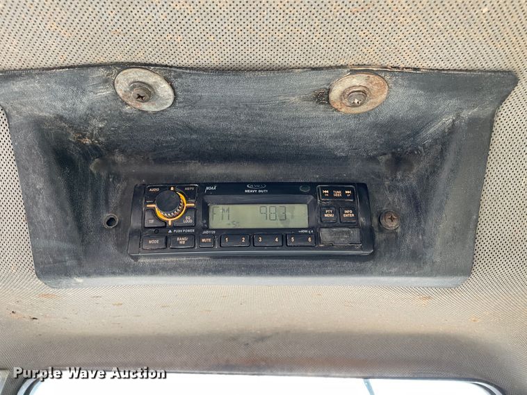 image for item DN4549 2003 John Deere 850C Series II LT  dozer