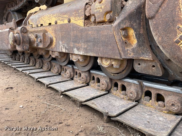 image for item DN4549 2003 John Deere 850C Series II LT  dozer