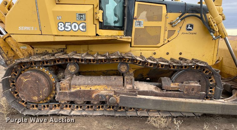 image for item DN4549 2003 John Deere 850C Series II LT  dozer