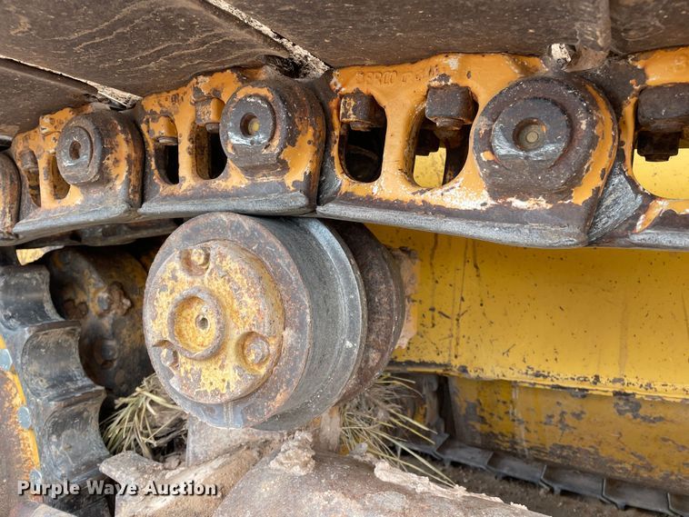 image for item DN4549 2003 John Deere 850C Series II LT  dozer