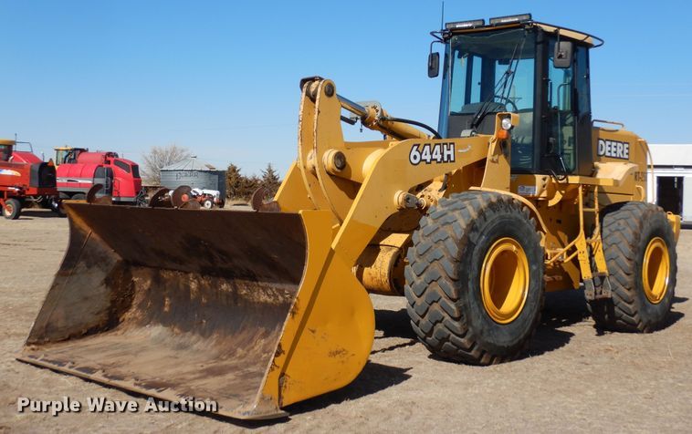 image for item DN6278 2002 John Deere 644H  wheel loader