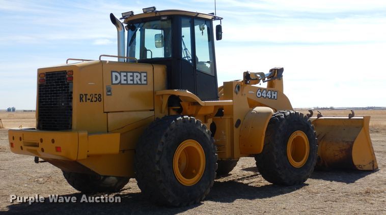 image for item DN6278 2002 John Deere 644H  wheel loader