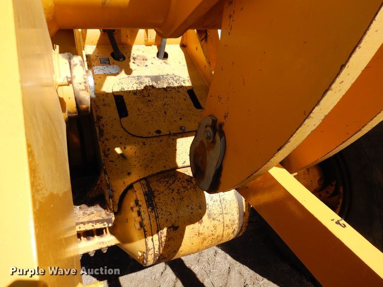 image for item DN6278 2002 John Deere 644H  wheel loader