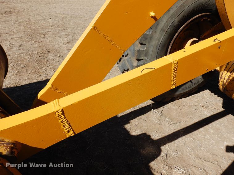 image for item DN6278 2002 John Deere 644H  wheel loader