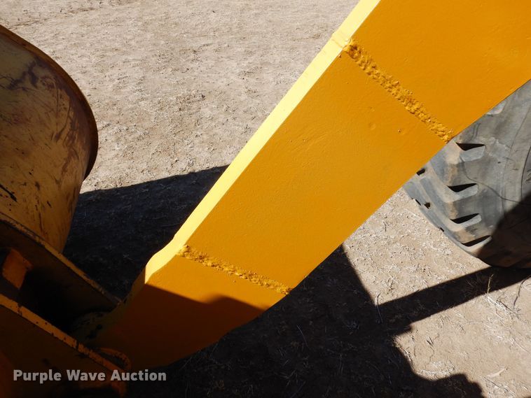 image for item DN6278 2002 John Deere 644H  wheel loader