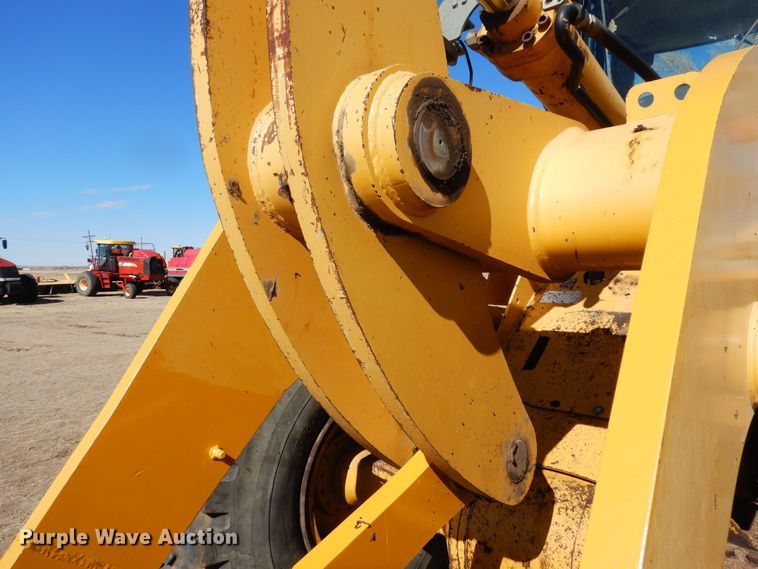 image for item DN6278 2002 John Deere 644H  wheel loader