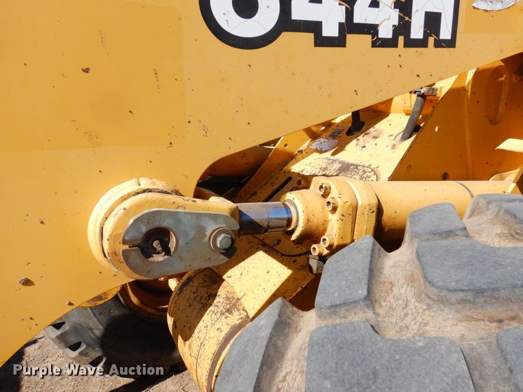 image for item DN6278 2002 John Deere 644H  wheel loader