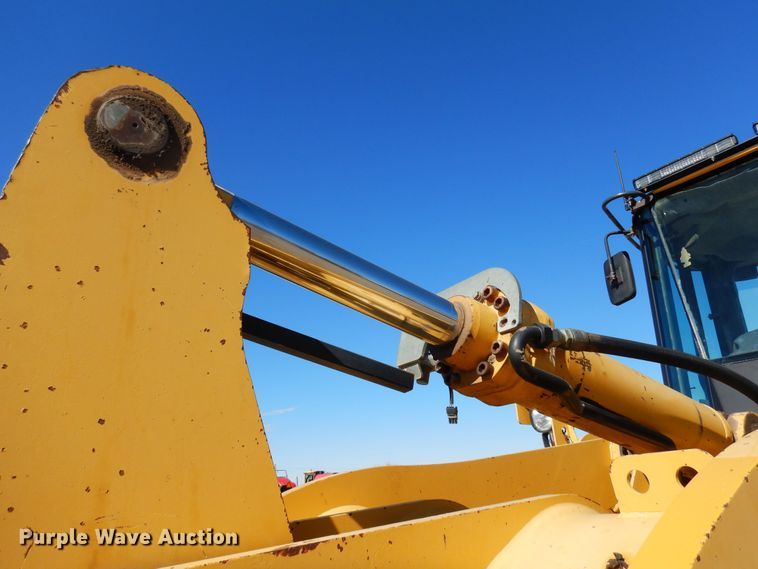 image for item DN6278 2002 John Deere 644H  wheel loader