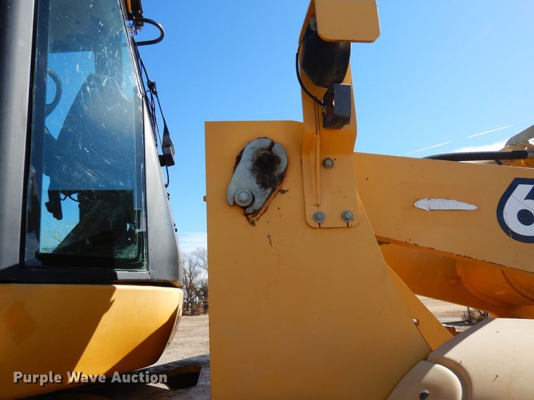 image for item DN6278 2002 John Deere 644H  wheel loader