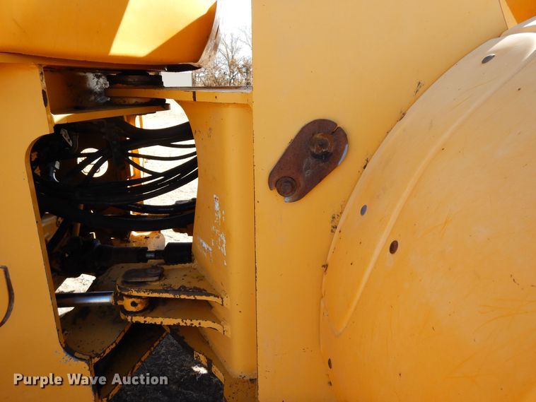 image for item DN6278 2002 John Deere 644H  wheel loader