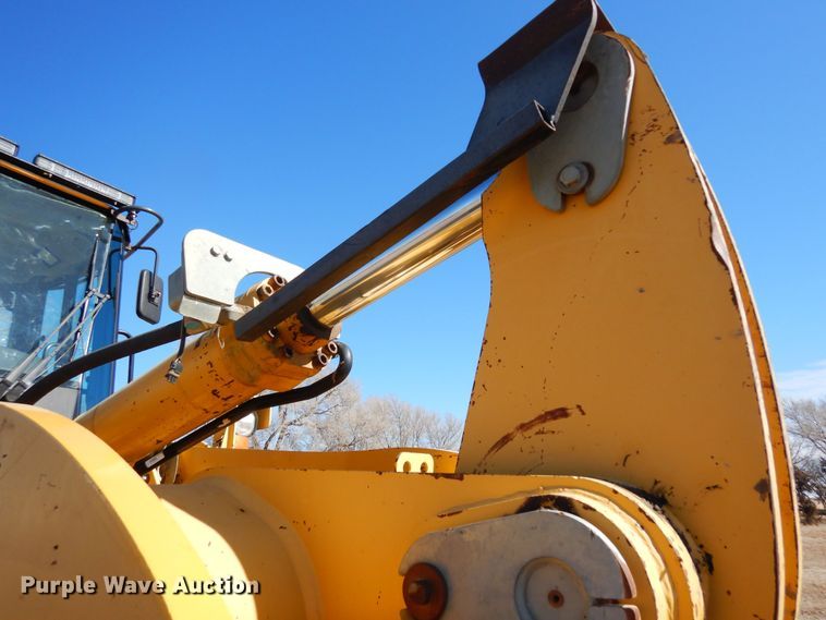 image for item DN6278 2002 John Deere 644H  wheel loader