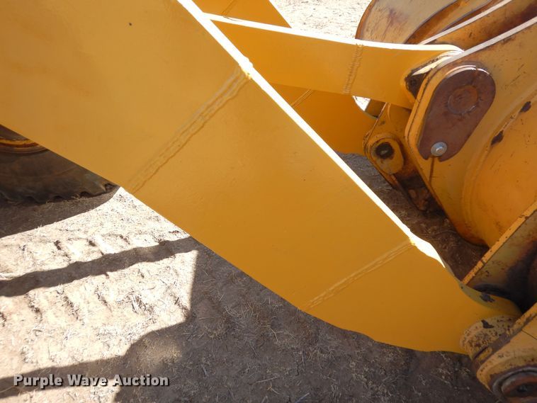 image for item DN6278 2002 John Deere 644H  wheel loader