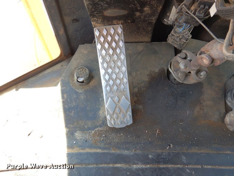 image for item DN6278 2002 John Deere 644H  wheel loader