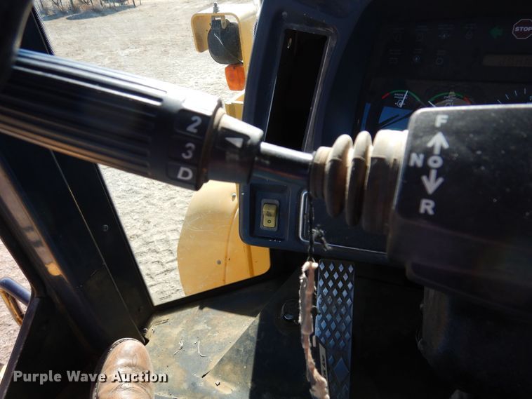 image for item DN6278 2002 John Deere 644H  wheel loader