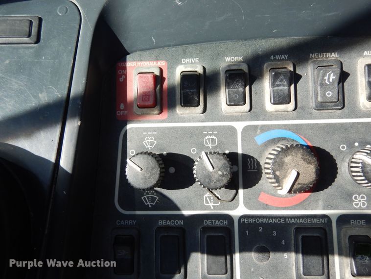 image for item DN6278 2002 John Deere 644H  wheel loader