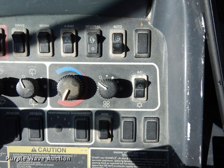 image for item DN6278 2002 John Deere 644H  wheel loader