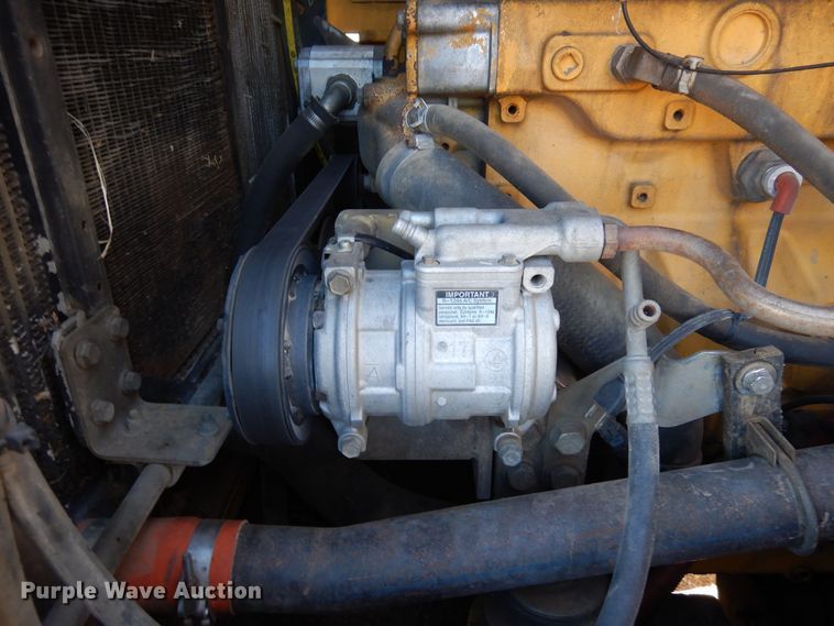 image for item DN6278 2002 John Deere 644H  wheel loader