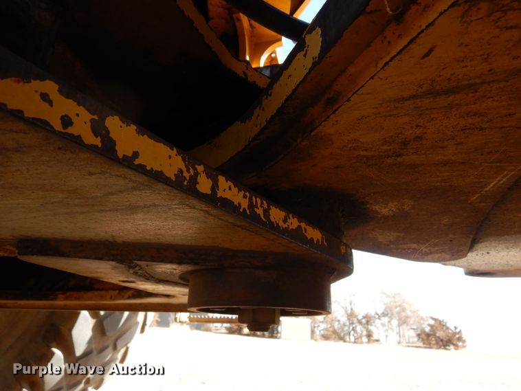 image for item DN6278 2002 John Deere 644H  wheel loader