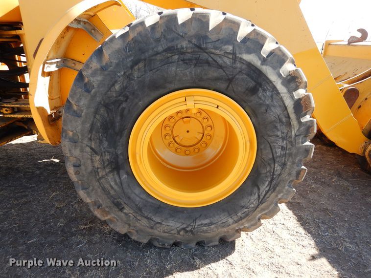 image for item DN6278 2002 John Deere 644H  wheel loader