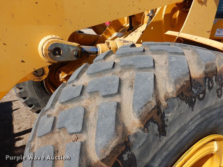 image for item DN6278 2002 John Deere 644H  wheel loader