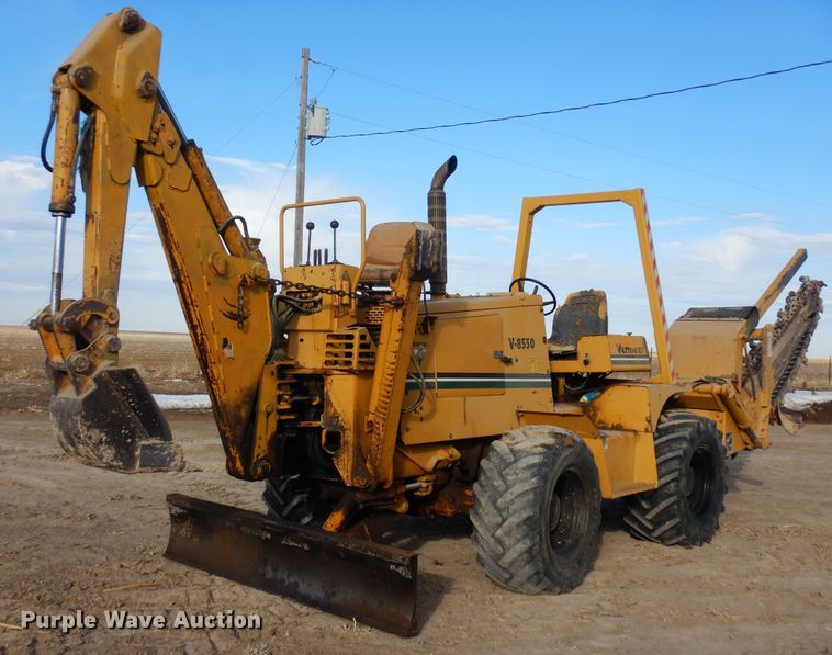 image for item DN6282 1998 Vermeer V8550  trencher