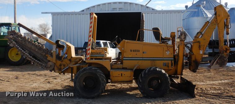 image for item DN6282 1998 Vermeer V8550  trencher
