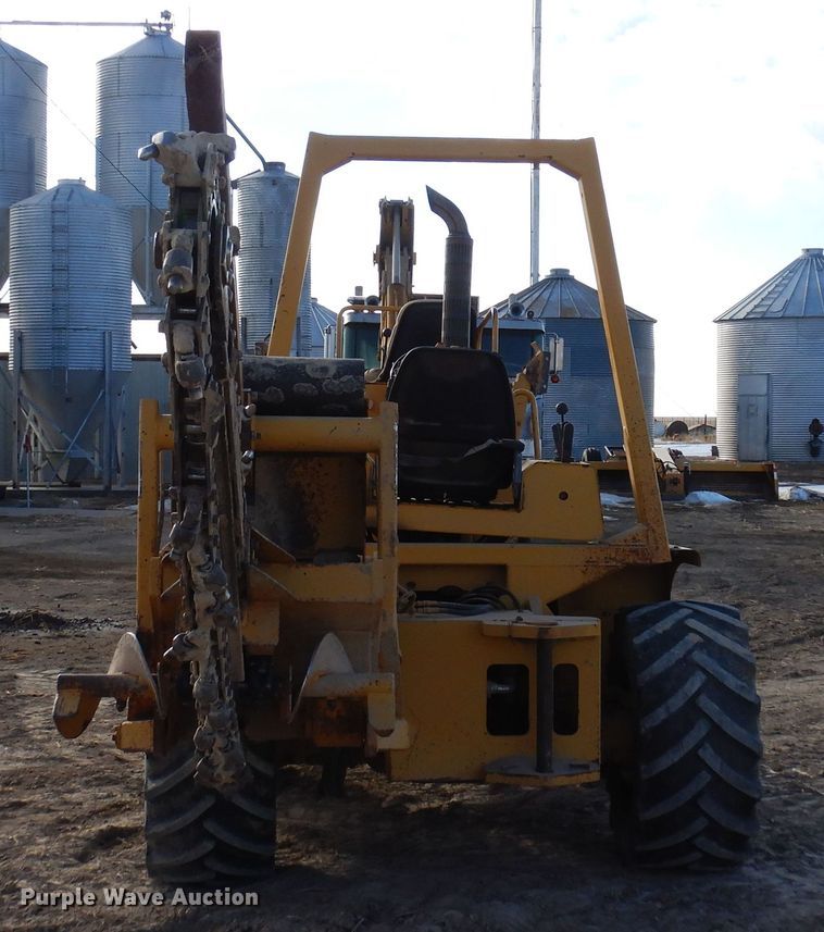 image for item DN6282 1998 Vermeer V8550  trencher