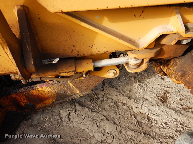 image for item DN6282 1998 Vermeer V8550  trencher