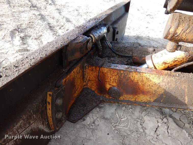 image for item DN6282 1998 Vermeer V8550  trencher