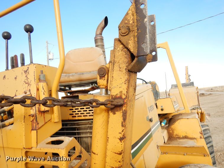 image for item DN6282 1998 Vermeer V8550  trencher
