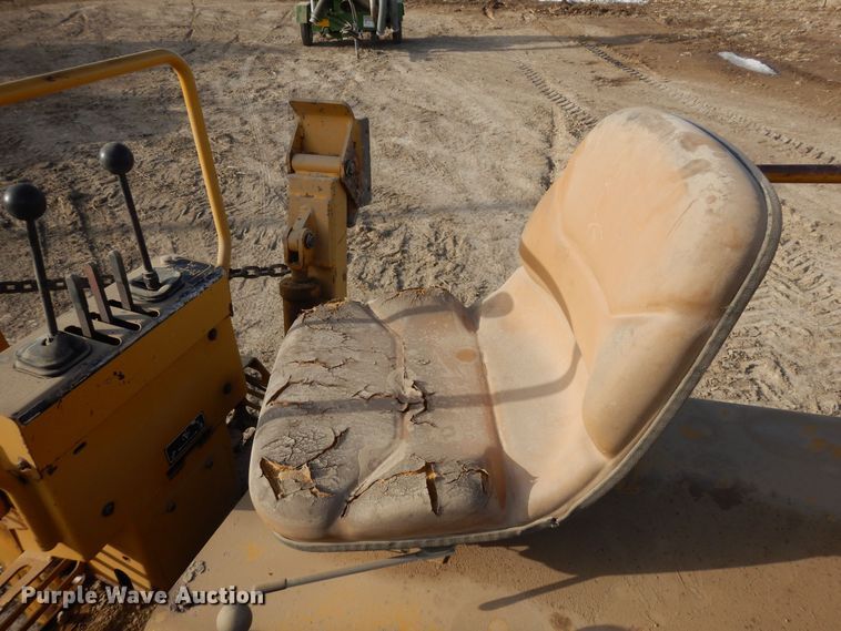 image for item DN6282 1998 Vermeer V8550  trencher