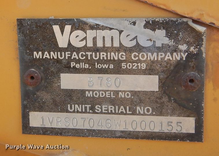image for item DN6282 1998 Vermeer V8550  trencher
