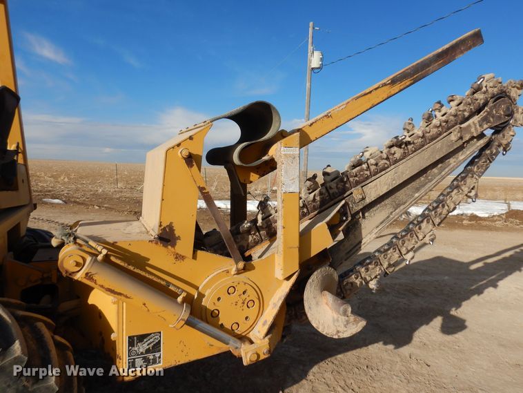 image for item DN6282 1998 Vermeer V8550  trencher