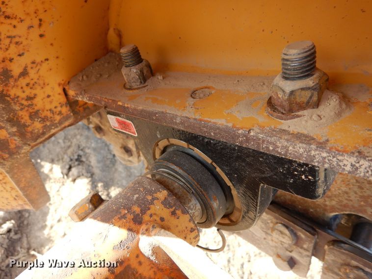 image for item DN6282 1998 Vermeer V8550  trencher