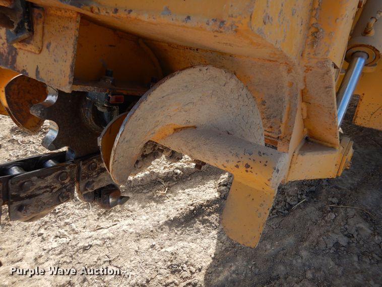 image for item DN6282 1998 Vermeer V8550  trencher