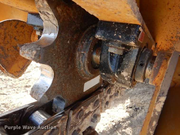 image for item DN6282 1998 Vermeer V8550  trencher