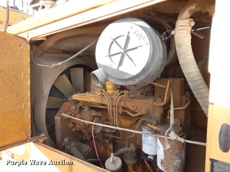 image for item DN6282 1998 Vermeer V8550  trencher