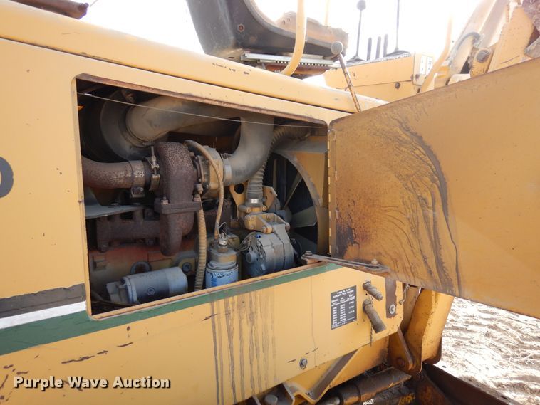 image for item DN6282 1998 Vermeer V8550  trencher