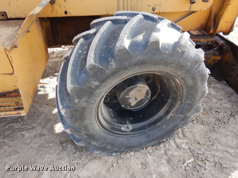 image for item DN6282 1998 Vermeer V8550  trencher