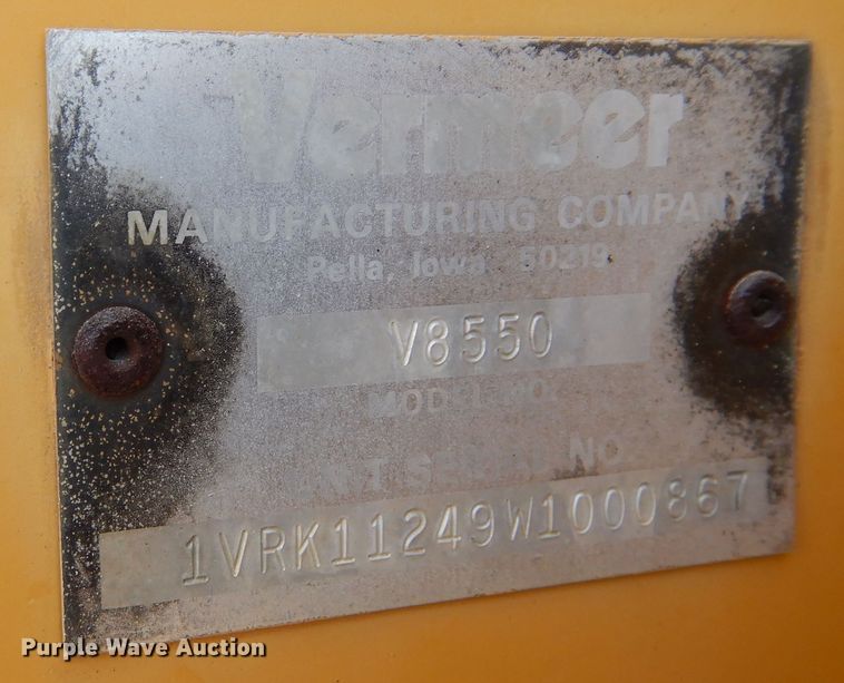 image for item DN6282 1998 Vermeer V8550  trencher