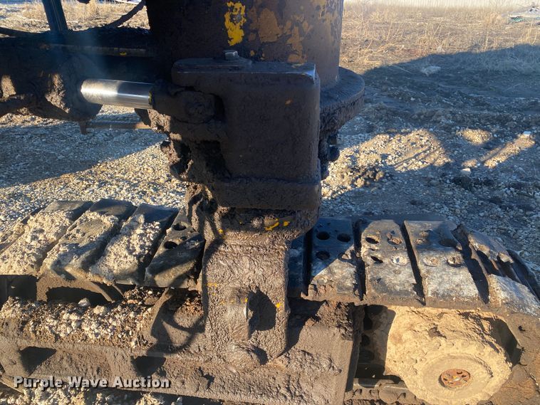 image for item DN8162 Gomaco Commander III GT6300  slip form paver