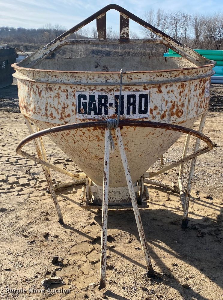 image for item DN8176 Gar-Bro  concrete bucket
