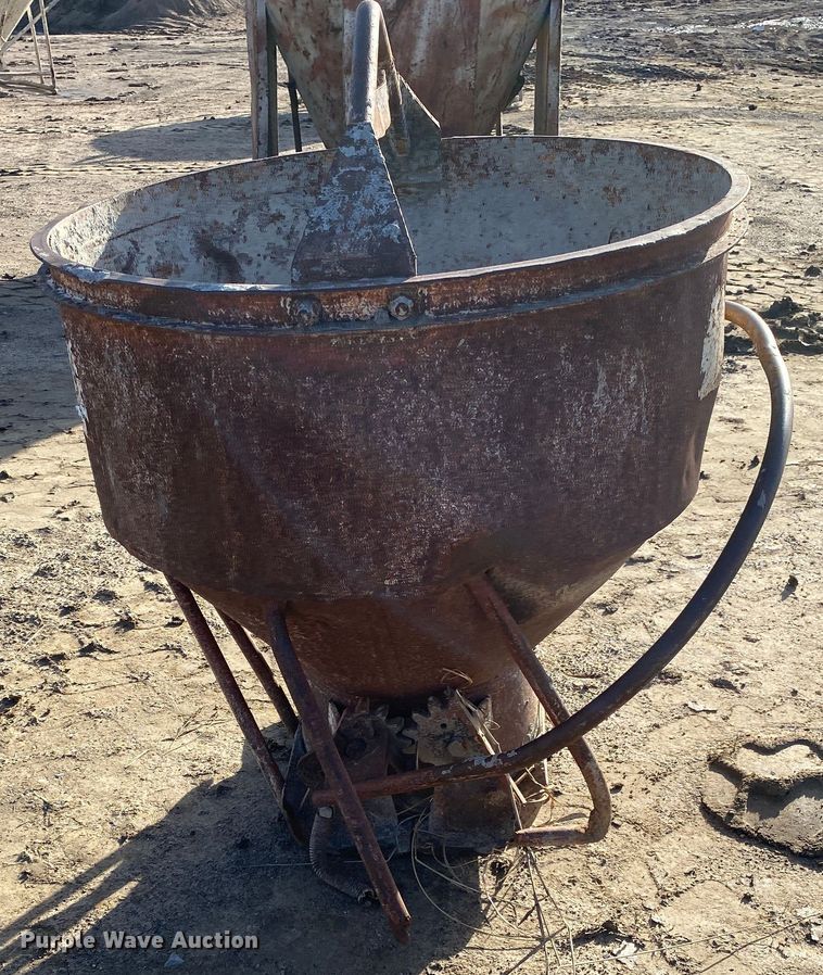 image for item DN8177 Concrete bucket