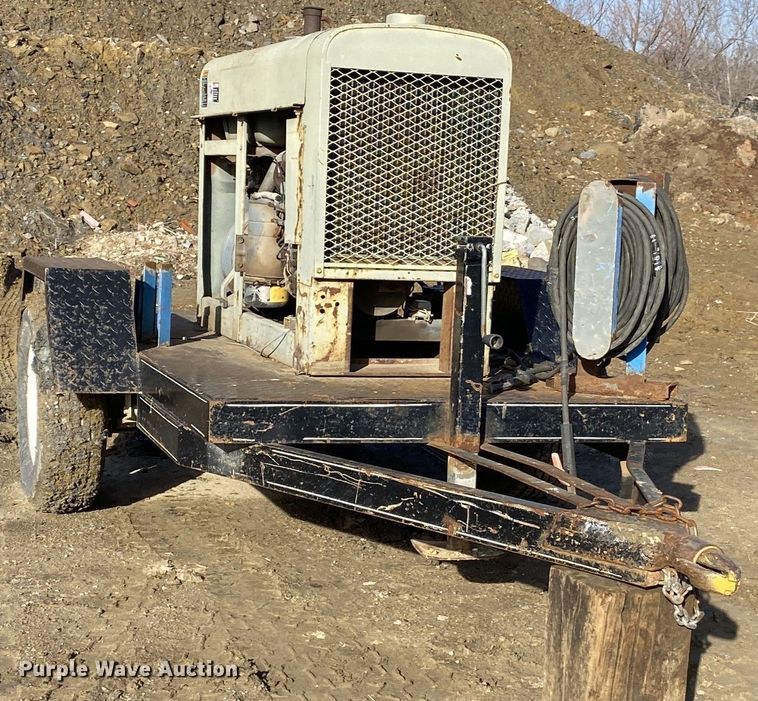 image for item DN8182 Lincoln SA-200  welder