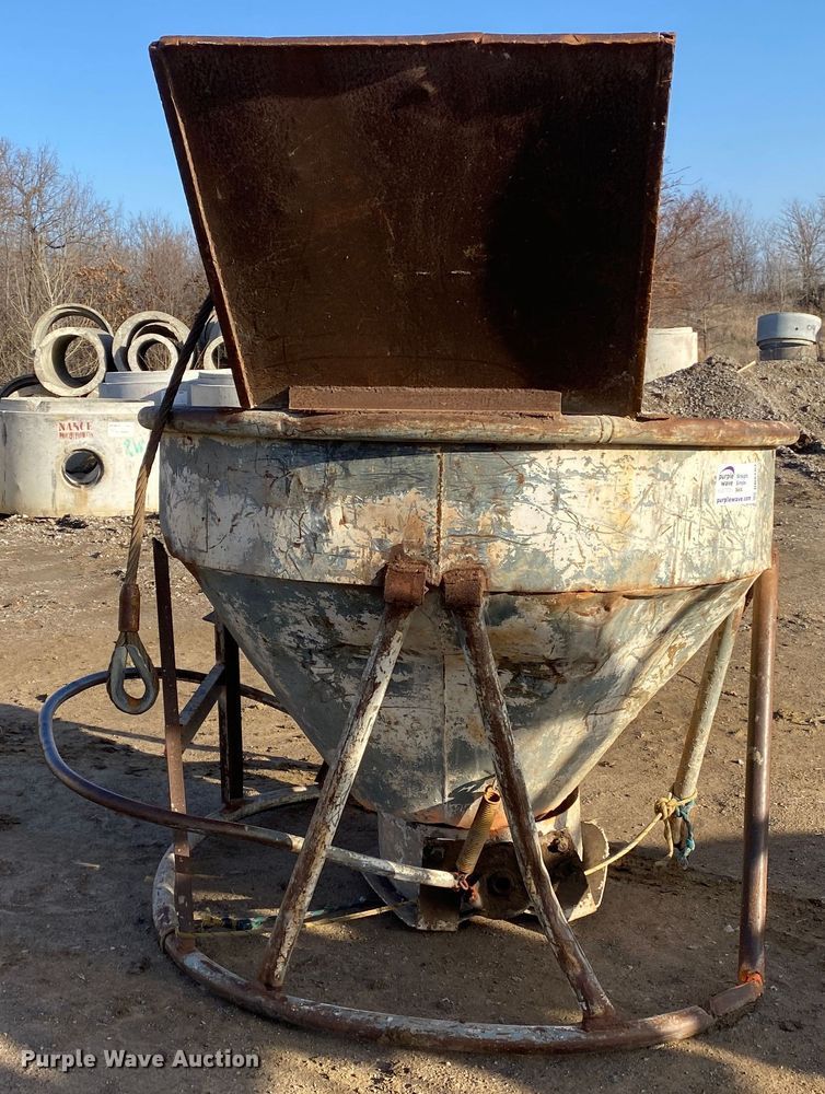 image for item DN8183 Concrete bucket